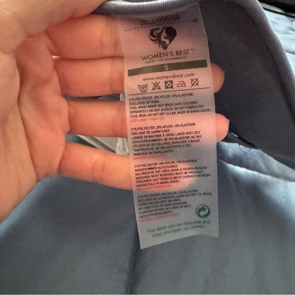 NWT! Women’s Best Light Blue Sports Bra (Small) - Picture 5 of 9